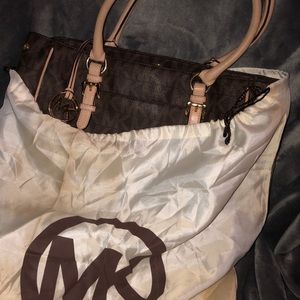Michael Kors tote